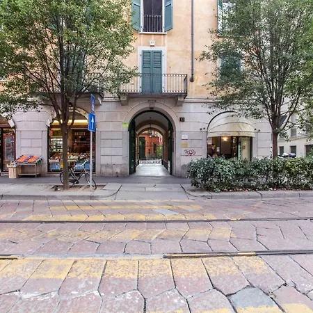 Sant'ambrogio Cadorna Apartment