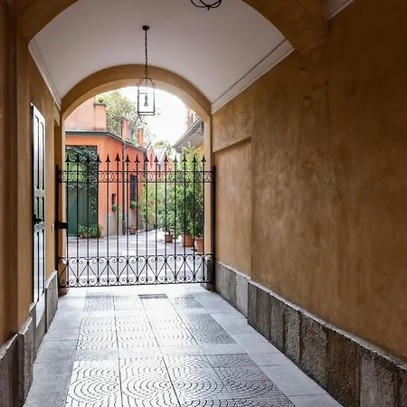 Sant'ambrogio Cadorna Apartment Milan